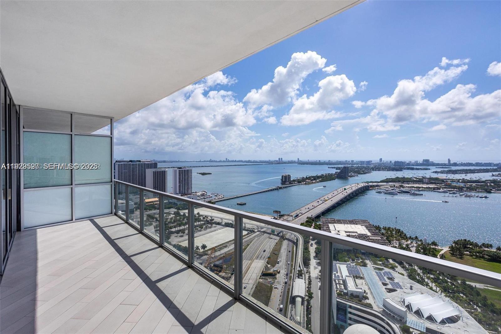 1100 Biscayne Blvd #3902, Miami FL 33132