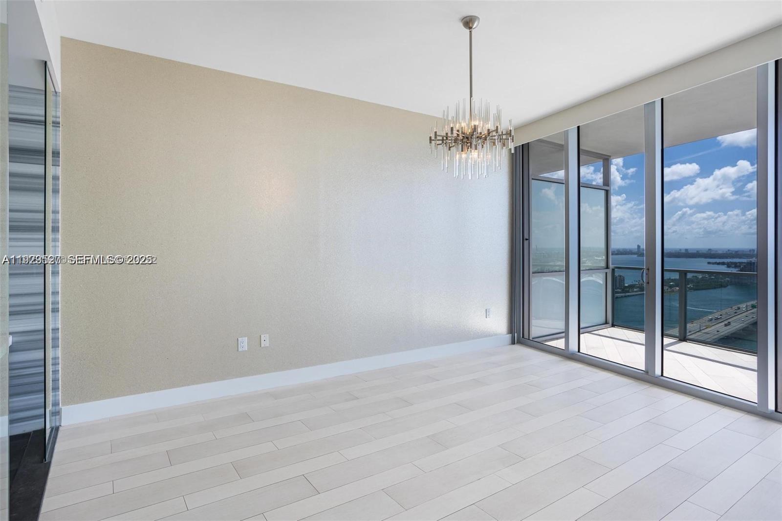 1100 Biscayne Blvd #3902, Miami FL 33132