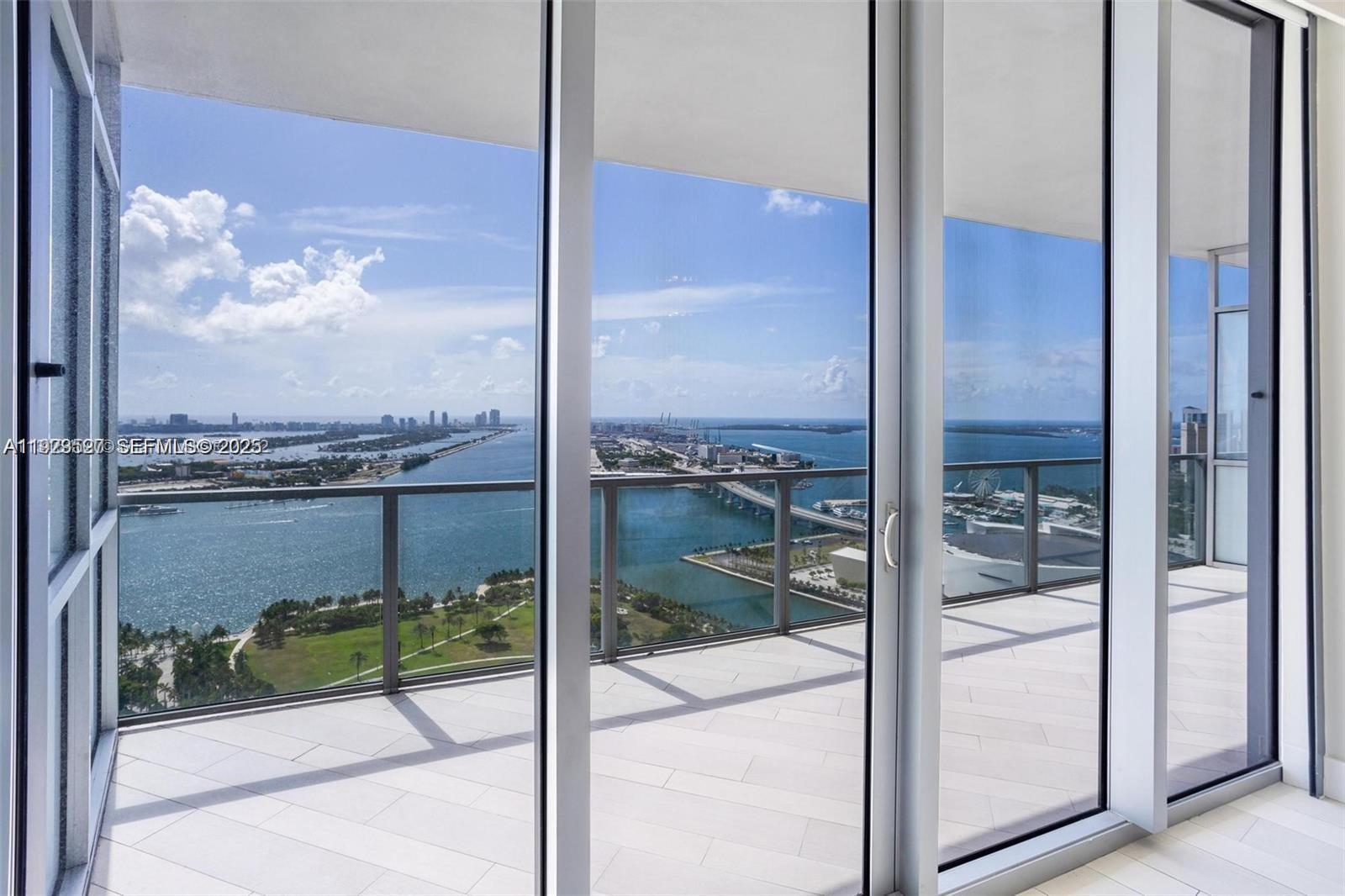 1100 Biscayne Blvd #3902, Miami FL 33132