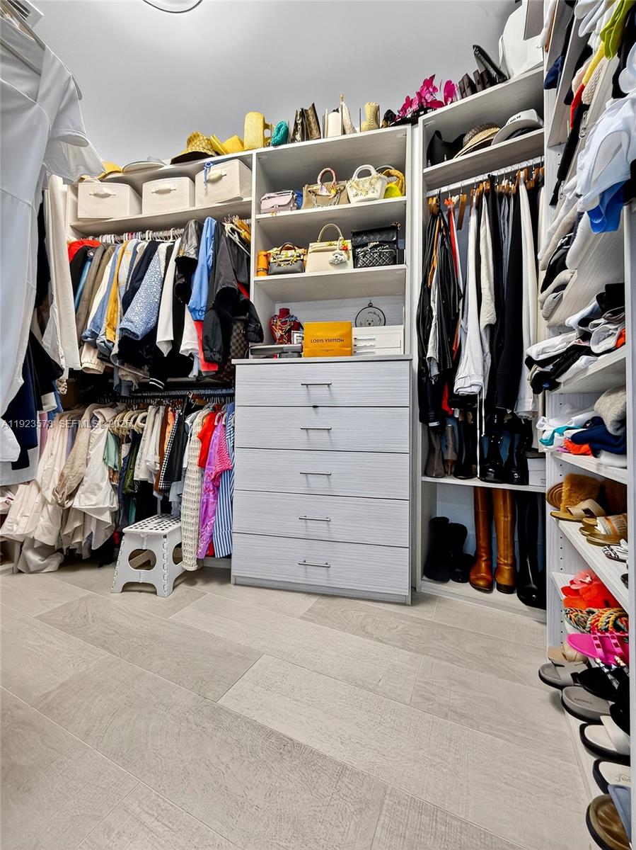 2020 N Bayshore Dr #4103, Miami FL 33137
