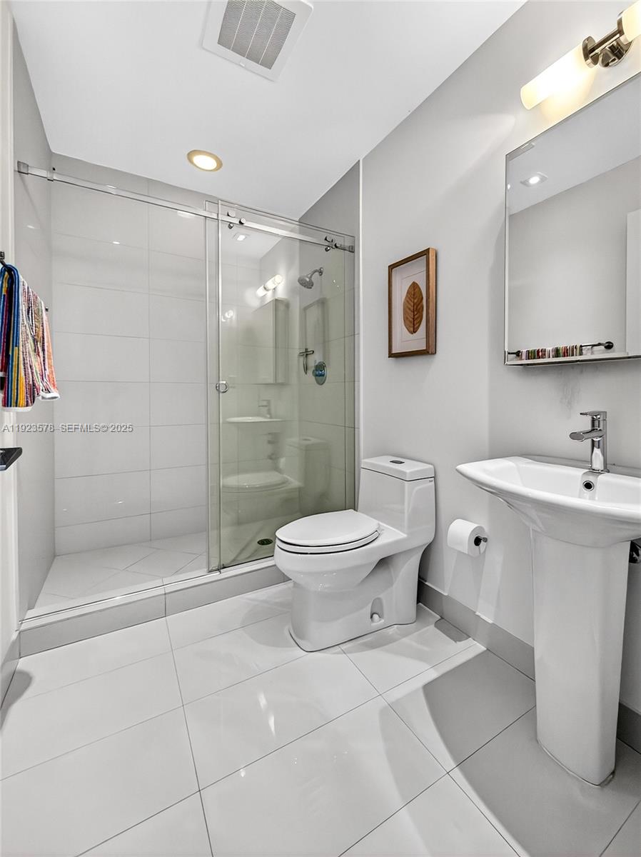 2020 N Bayshore Dr #4103, Miami FL 33137