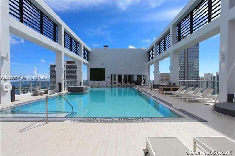 151 SE 1st St #409, Miami FL 33131
