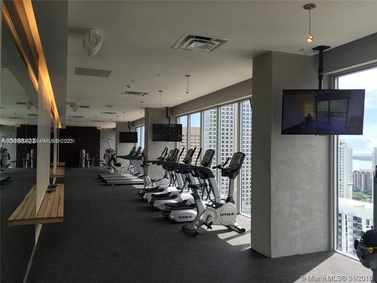 151 SE 1st St #409, Miami FL 33131
