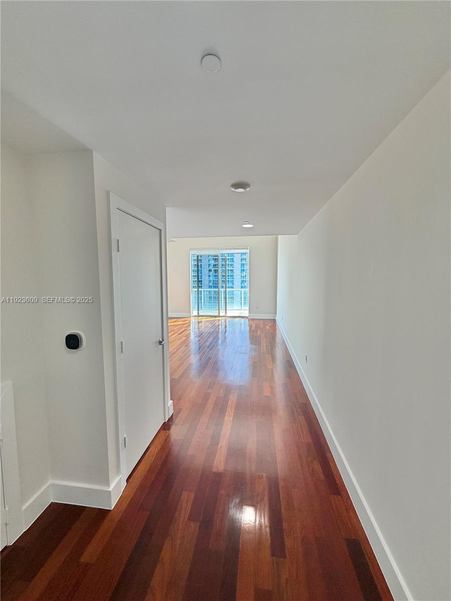 1060 Brickell Ave #4103, Miami FL 33131