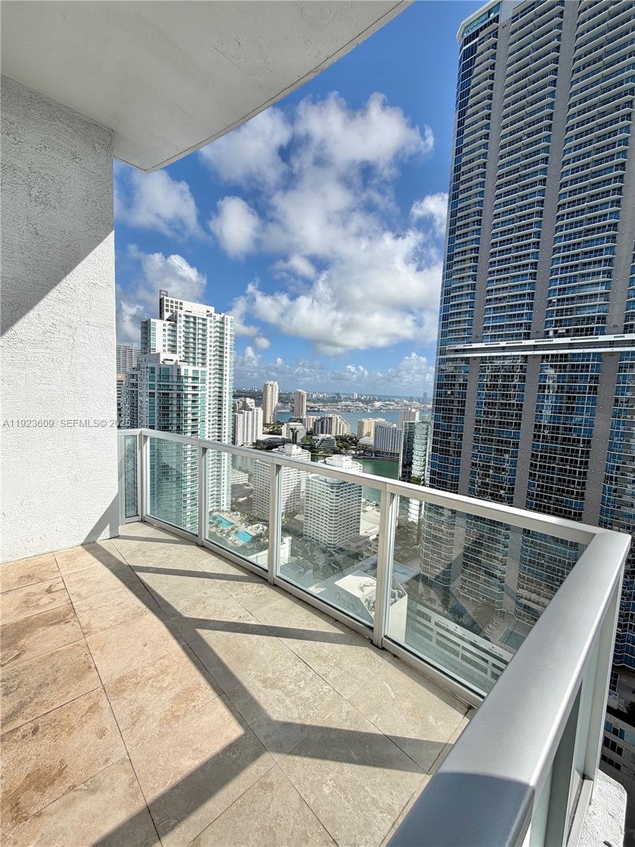 1060 Brickell Ave #4103, Miami FL 33131