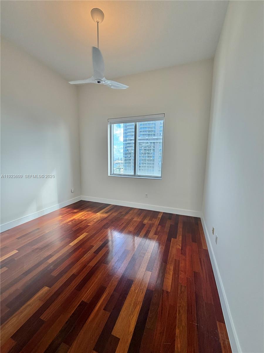1060 Brickell Ave #4103, Miami FL 33131