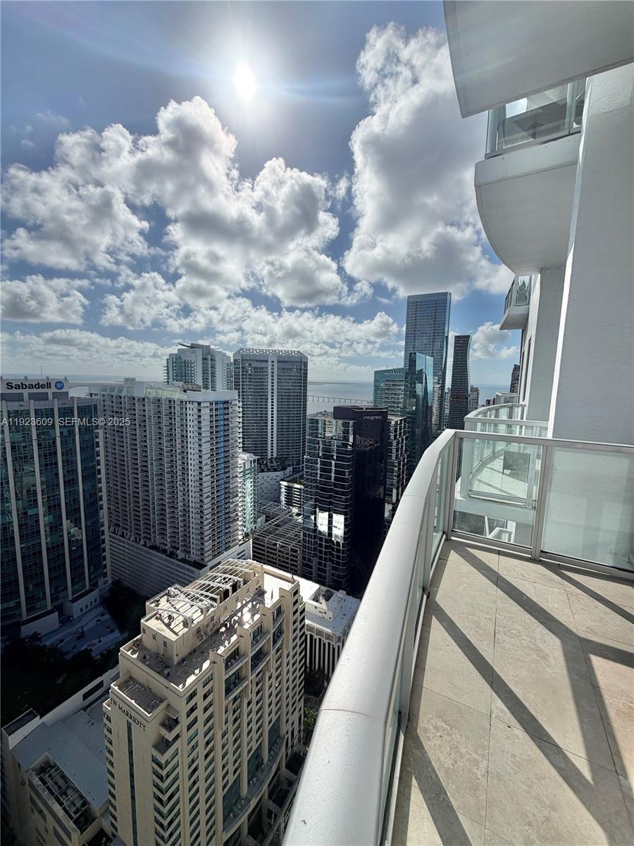 1060 Brickell Ave #4103, Miami FL 33131