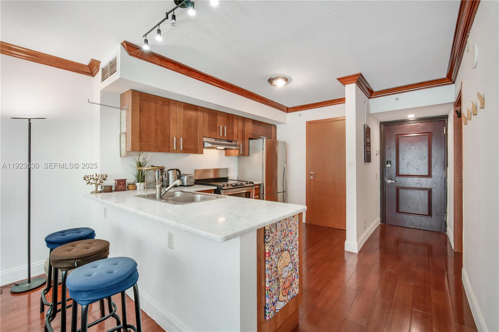 9499 Collins Ave #1005, Surfside FL 33154