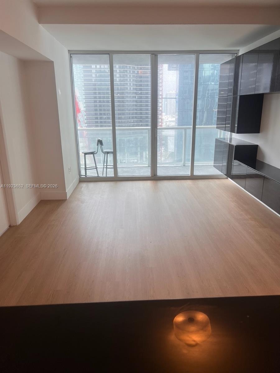 253 NE 2nd St #2701, Miami FL 33132