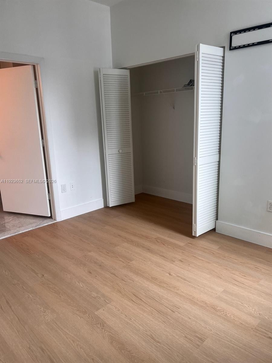 253 NE 2nd St #2701, Miami FL 33132