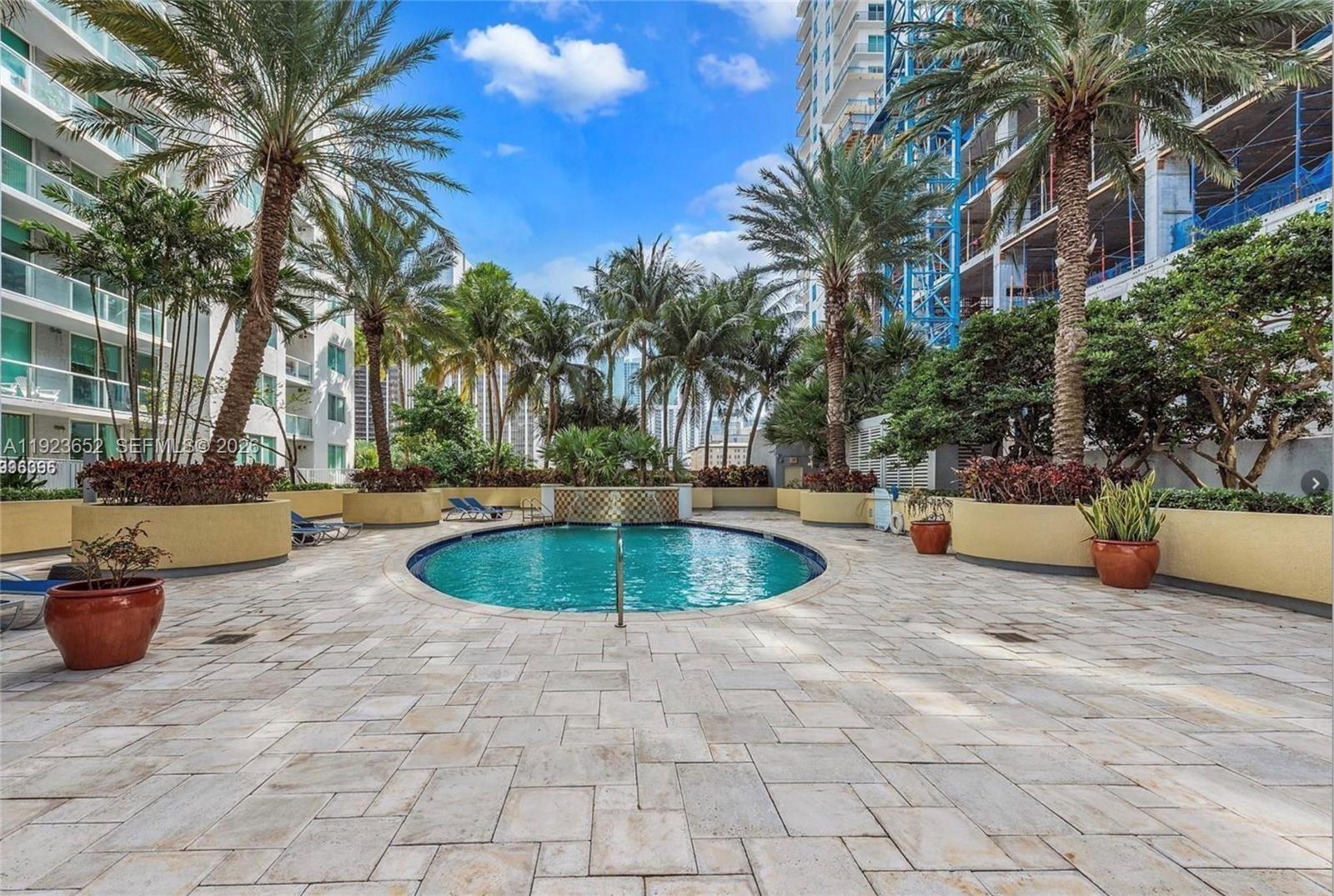 253 NE 2nd St #2701, Miami FL 33132
