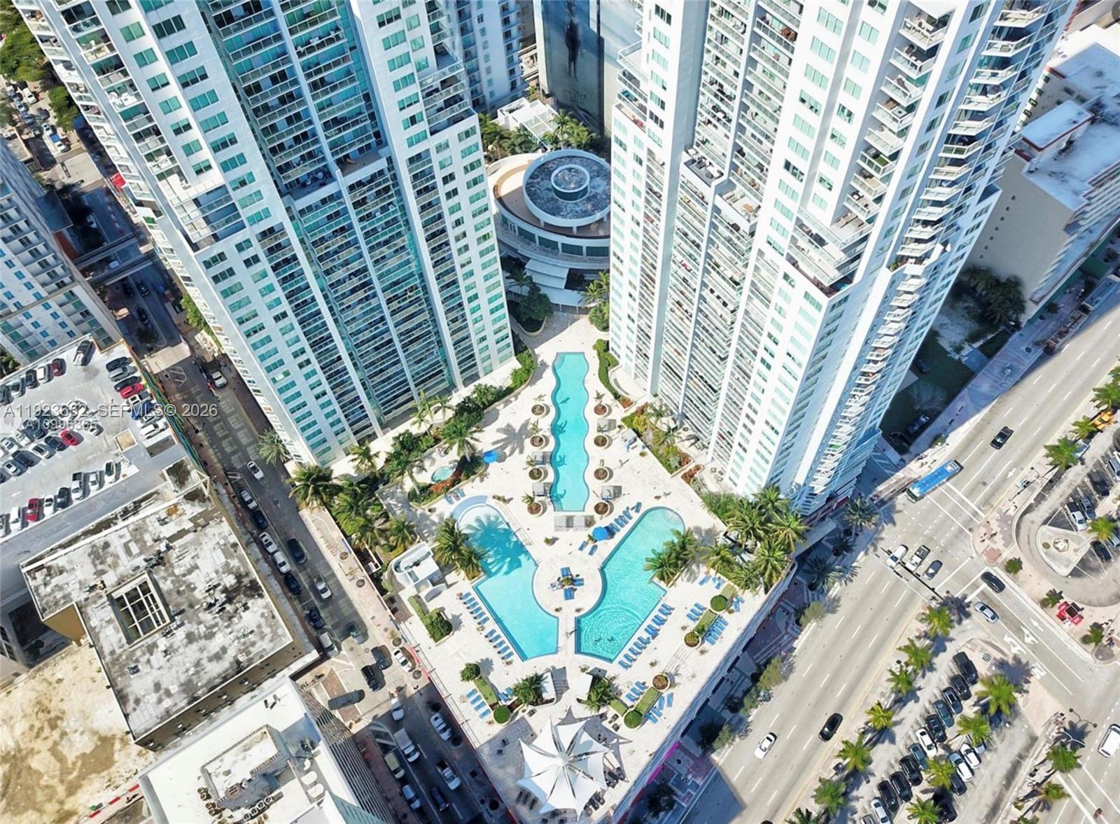253 NE 2nd St #2701, Miami FL 33132