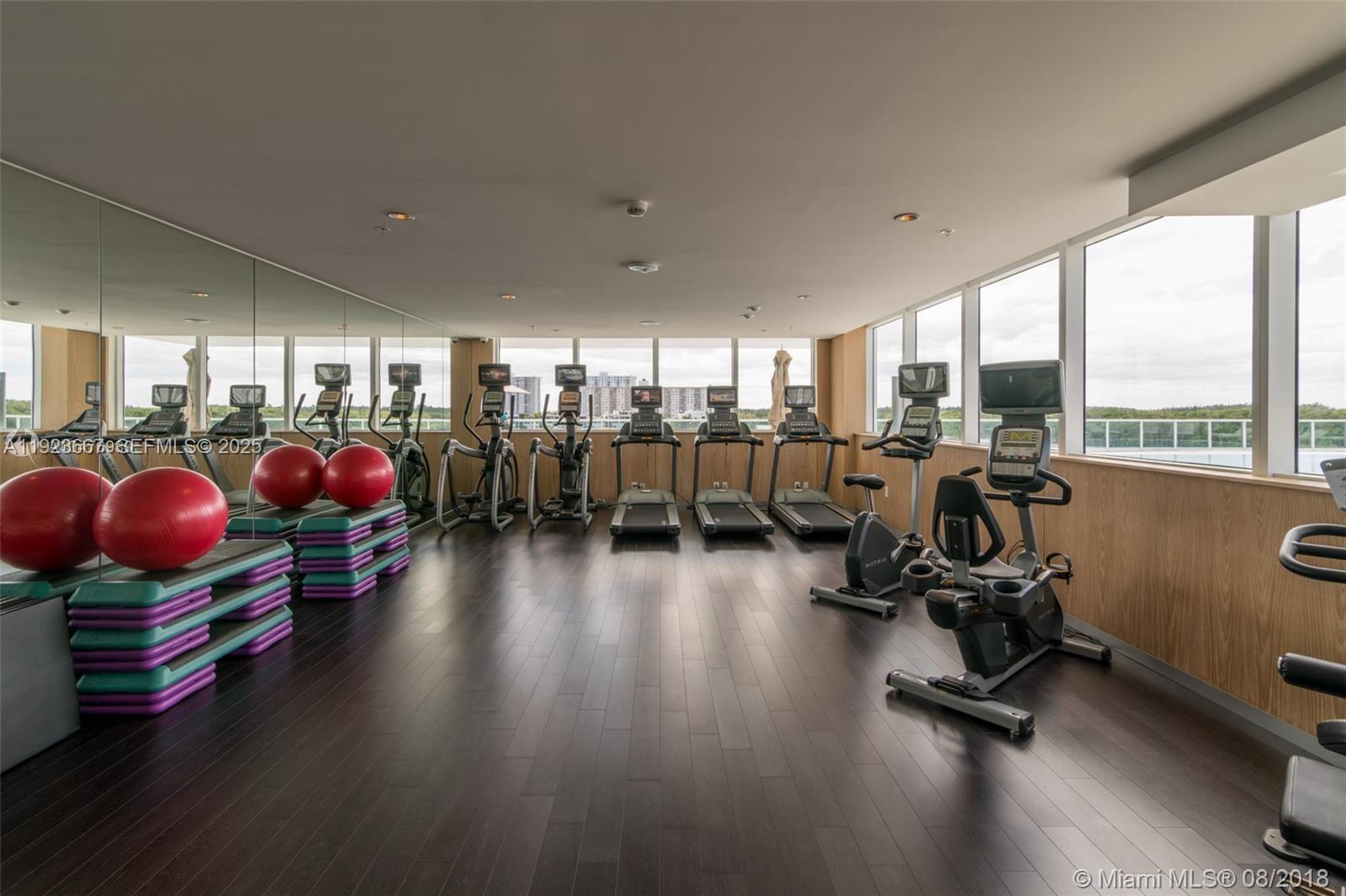 400 Sunny Isles Blvd #1019, Sunny Isles Beach FL 33160