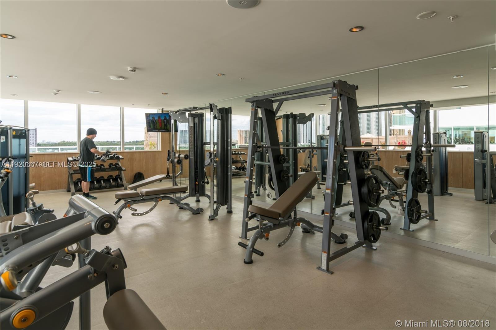 400 Sunny Isles Blvd #1019, Sunny Isles Beach FL 33160