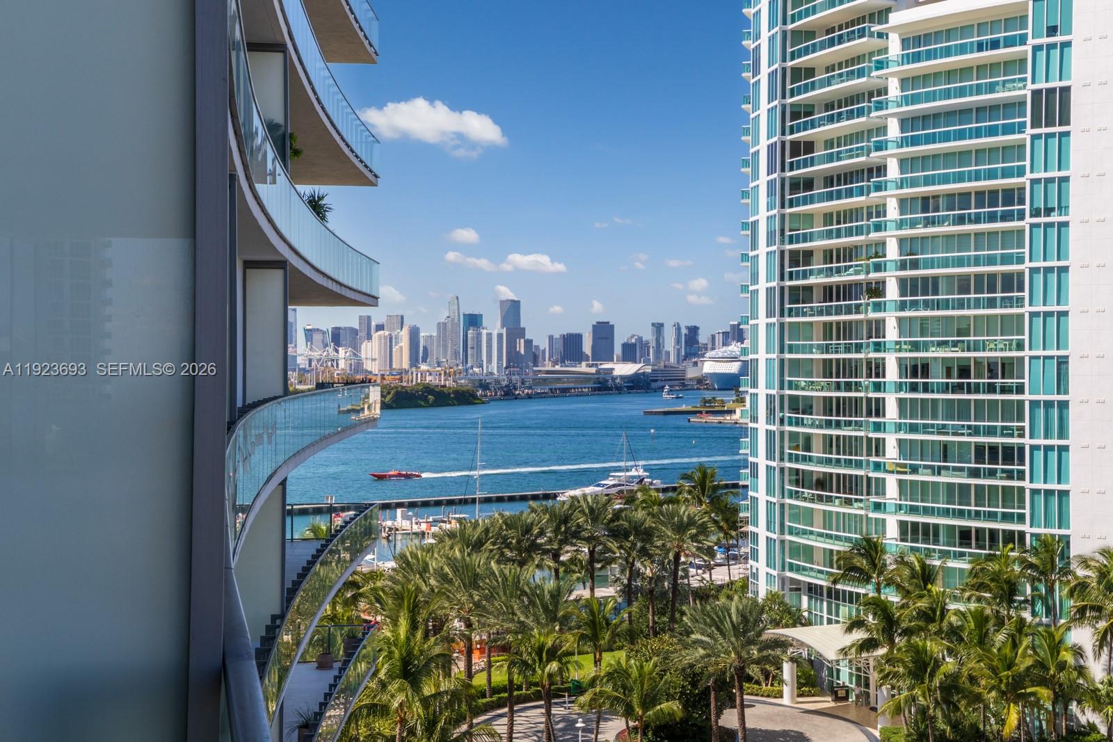800 S Pointe Dr #801, Miami Beach FL 33139