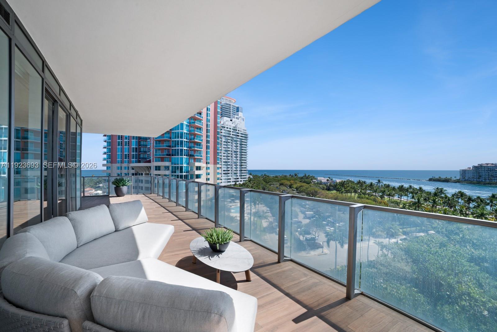 800 S Pointe Dr #801, Miami Beach FL 33139