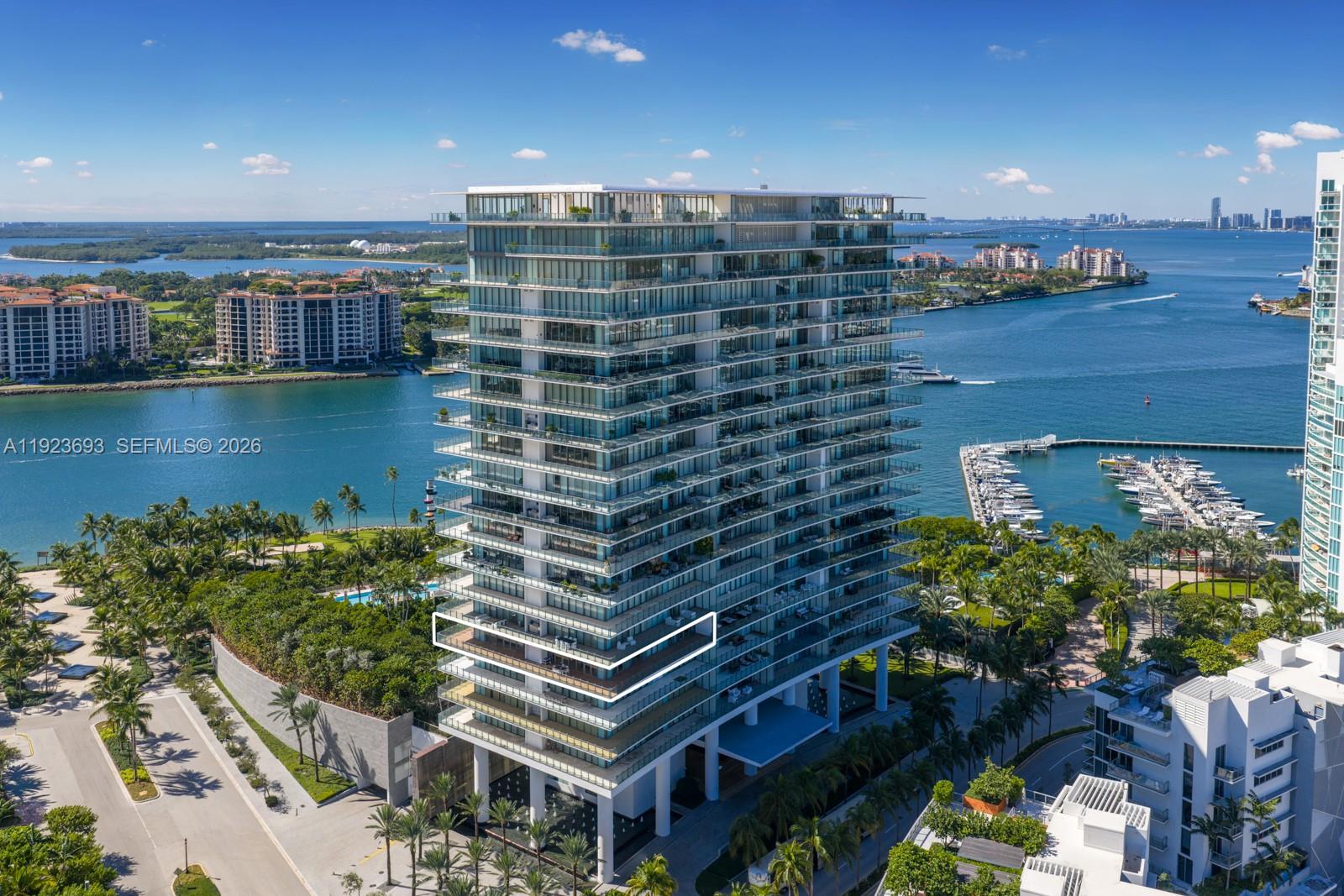 800 S Pointe Dr #801, Miami Beach FL 33139