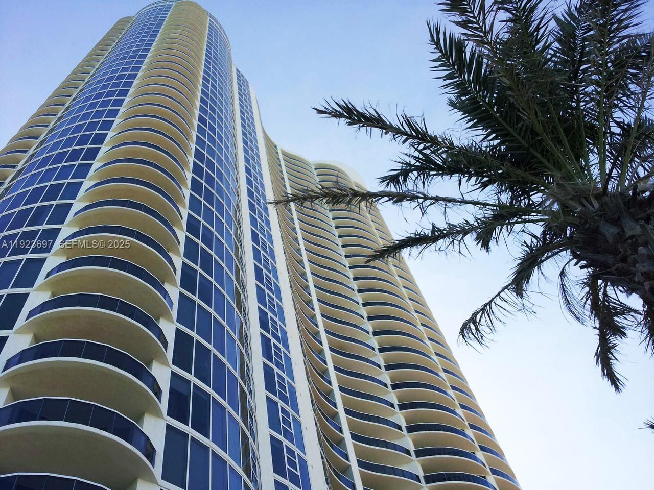 17201 Collins Ave #1009, Sunny Isles Beach FL 33160