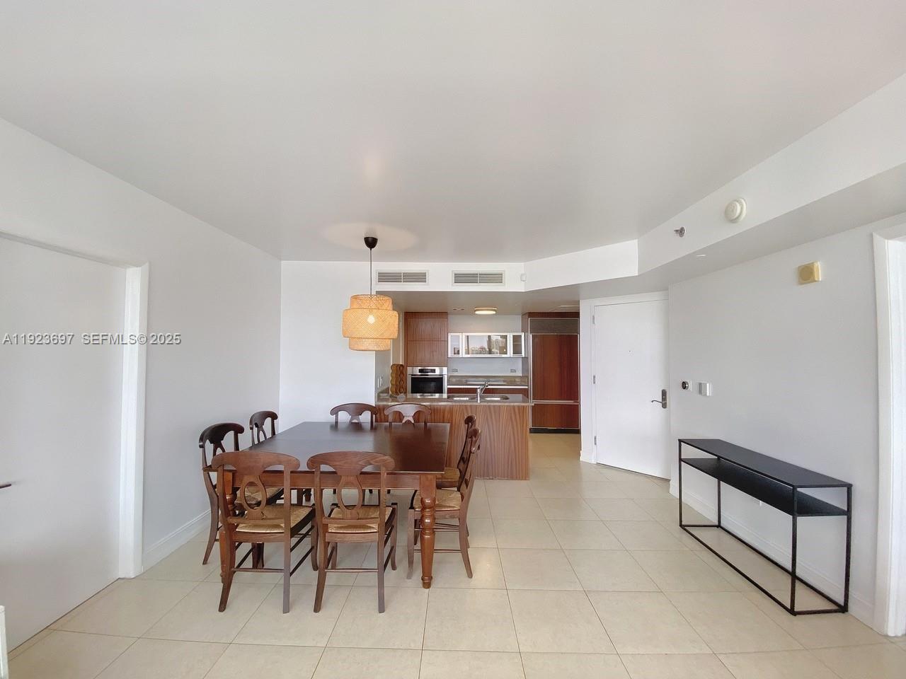 17201 Collins Ave #1009, Sunny Isles Beach FL 33160