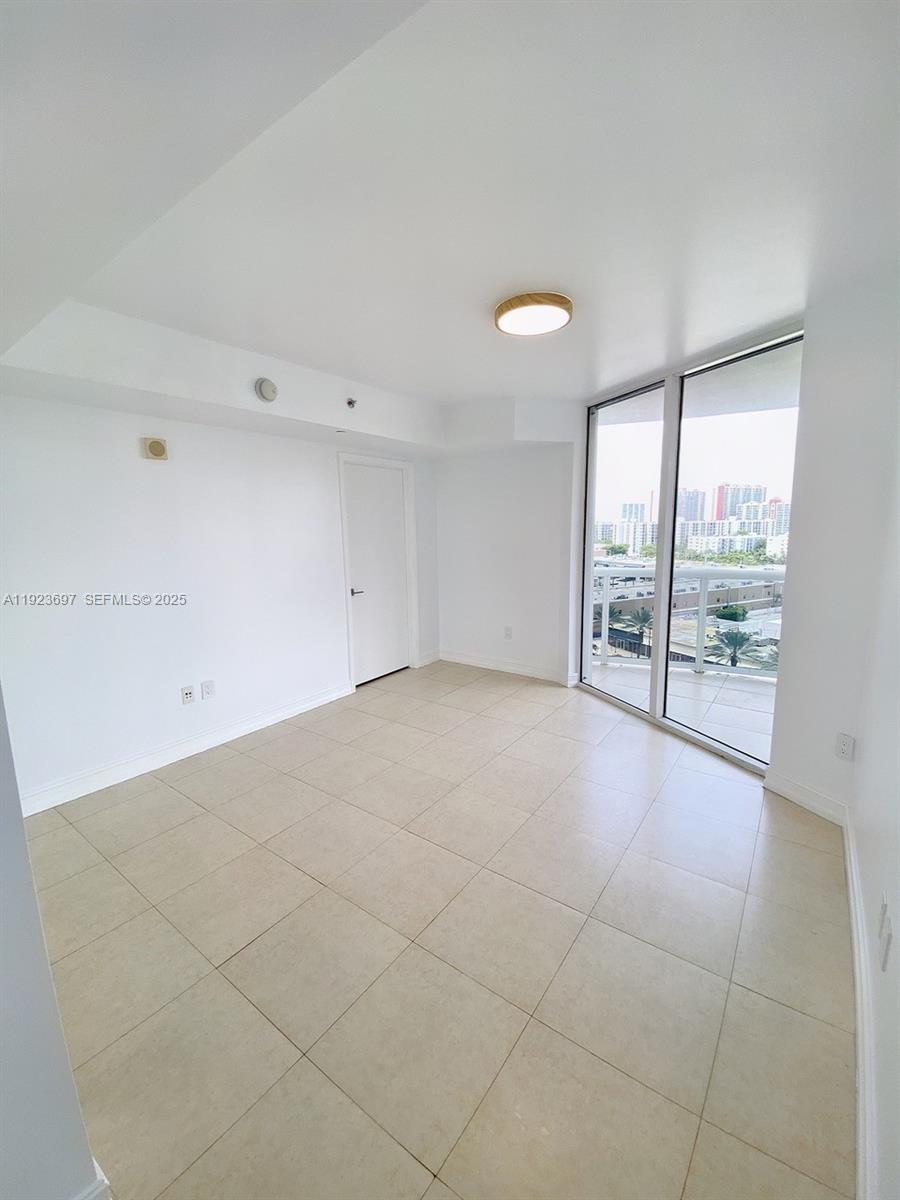 17201 Collins Ave #1009, Sunny Isles Beach FL 33160