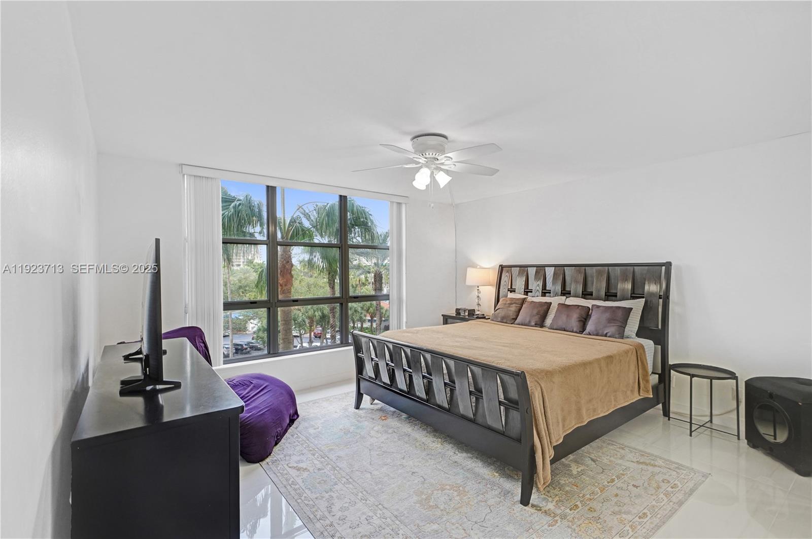 3600 Mystic Point Drive #507, Aventura FL 33180