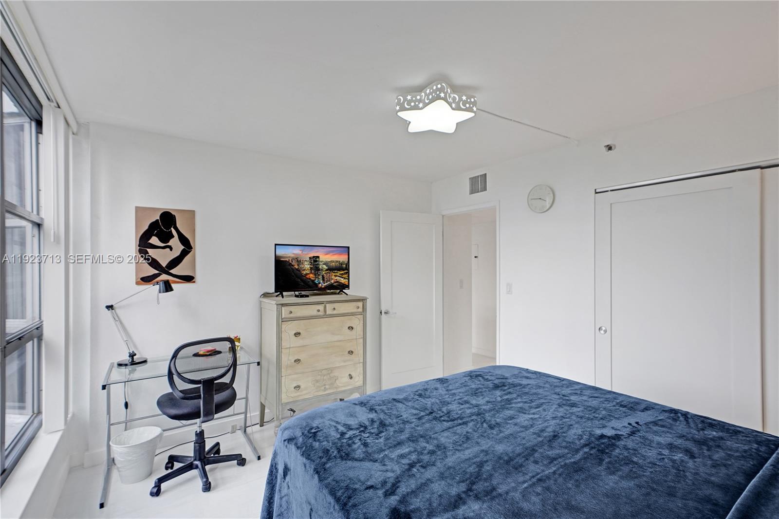 3600 Mystic Point Drive #507, Aventura FL 33180