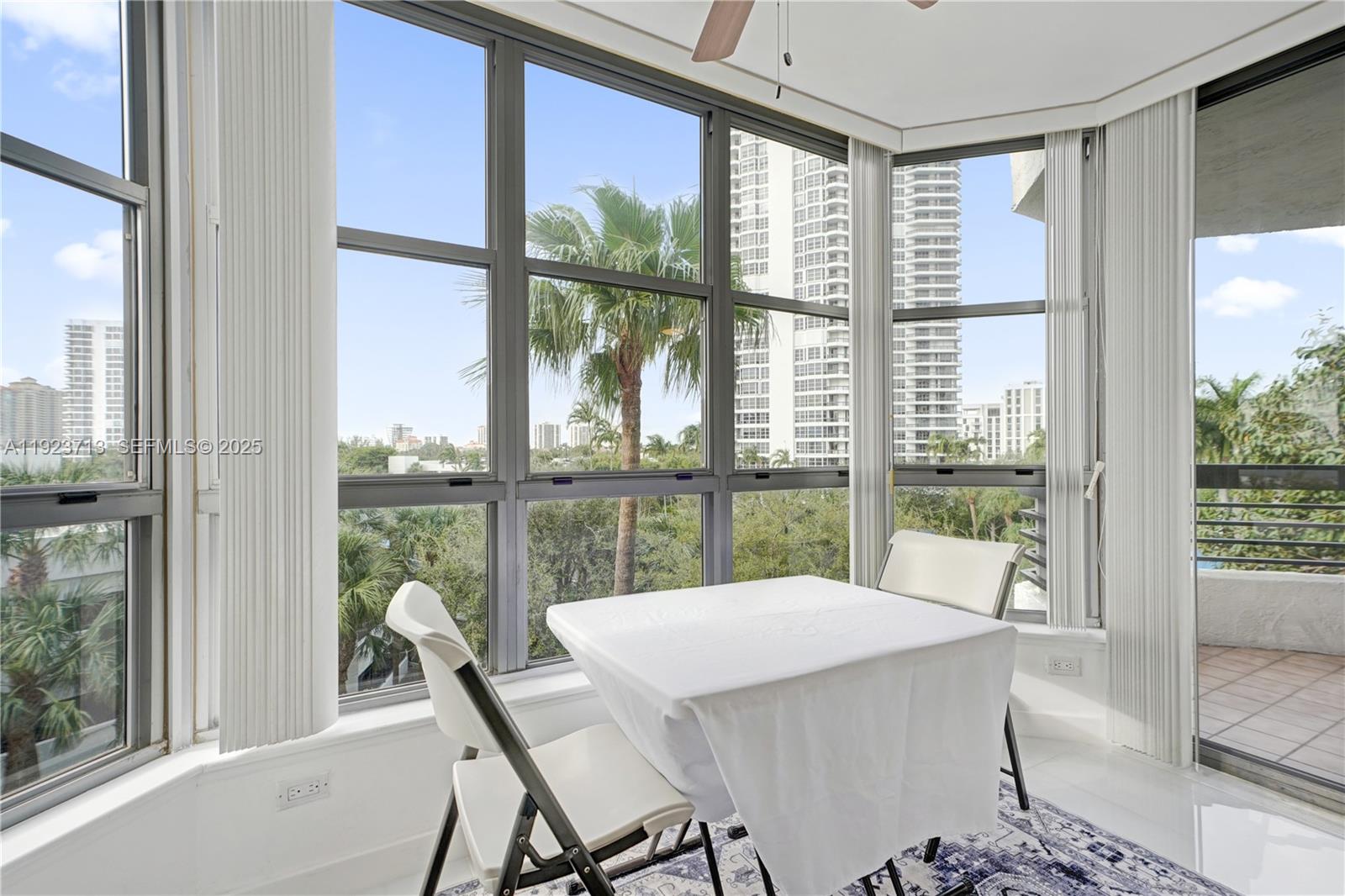 3600 Mystic Point Drive #507, Aventura FL 33180