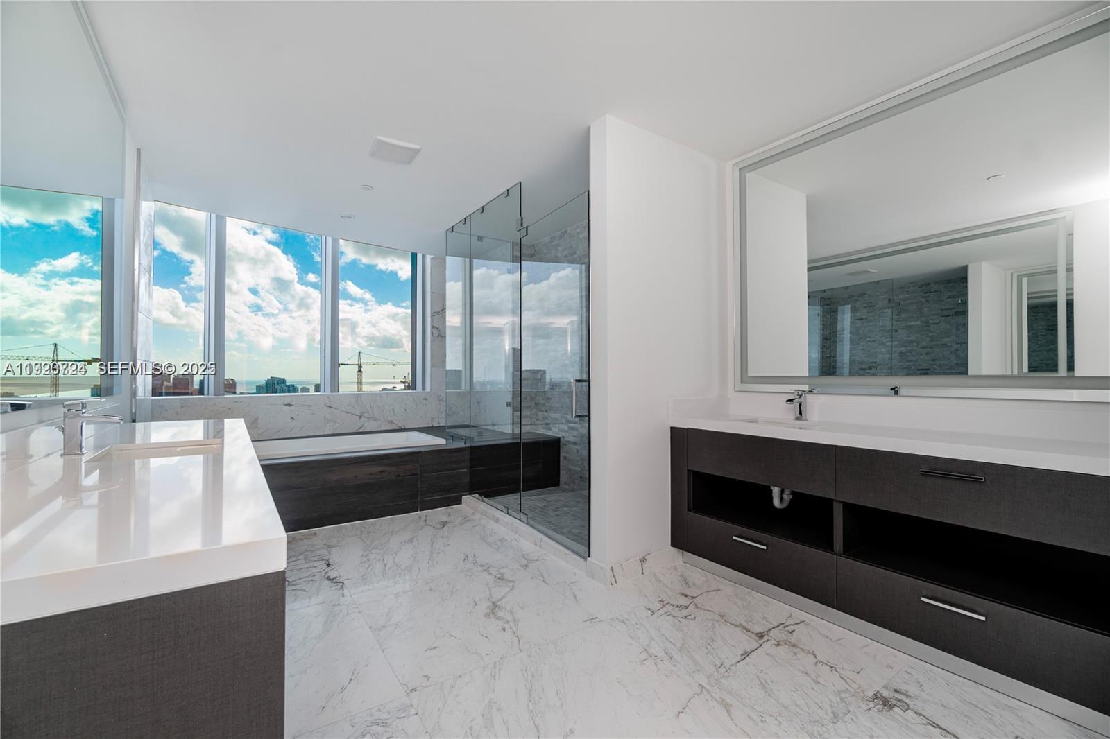 851 NE 1st Ave #4911, Miami FL 33132