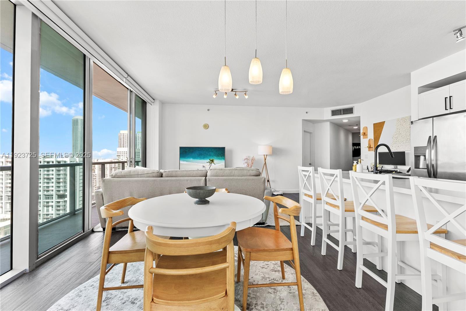 1111 SW 1st Ave #2614-N, Miami FL 33130