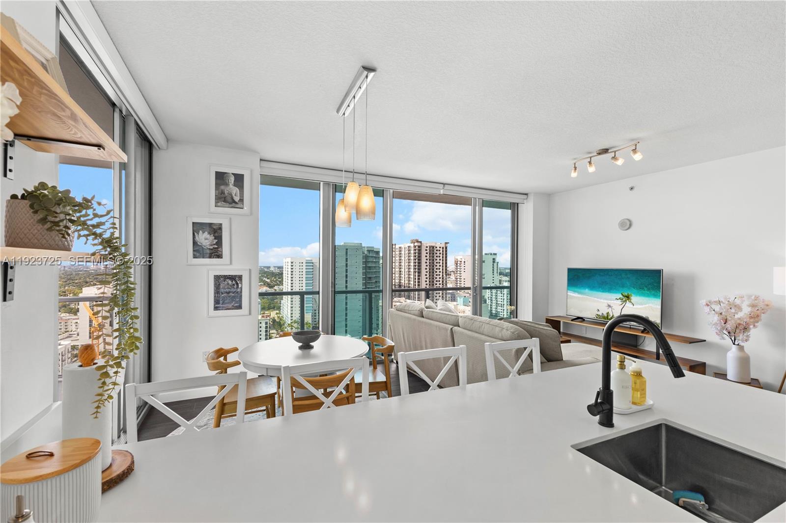 1111 SW 1st Ave #2614-N, Miami FL 33130