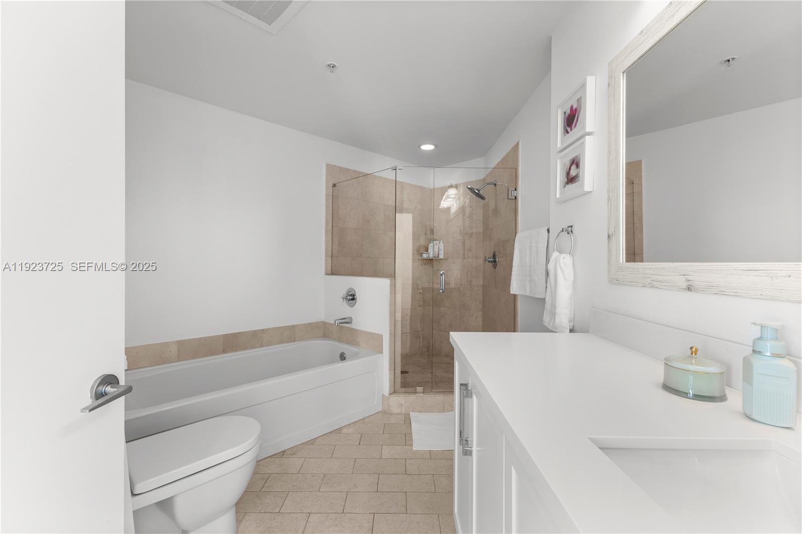 1111 SW 1st Ave #2614-N, Miami FL 33130