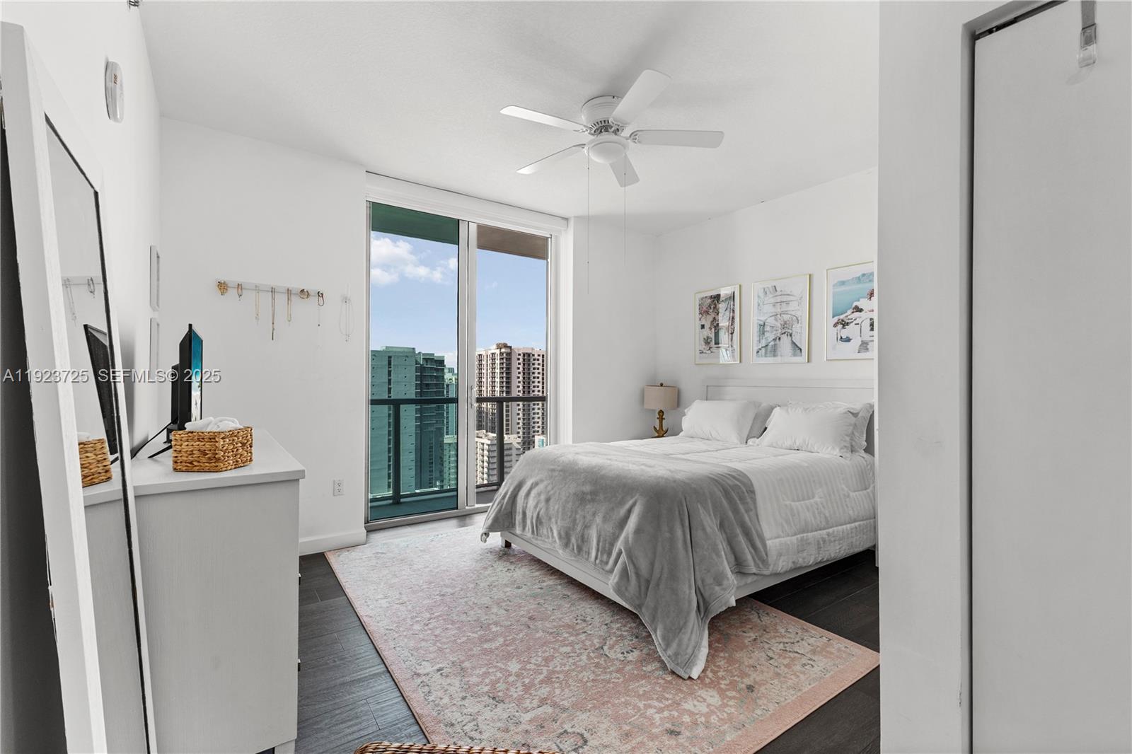 1111 SW 1st Ave #2614-N, Miami FL 33130