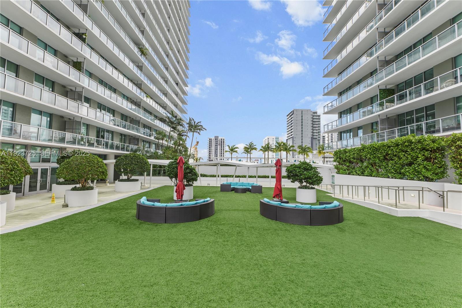 1111 SW 1st Ave #2614-N, Miami FL 33130
