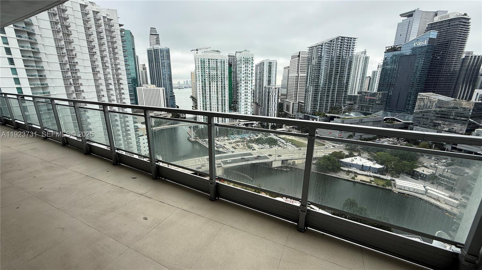 90 SW 3rd St # 3013 #3013, Miami FL 33130