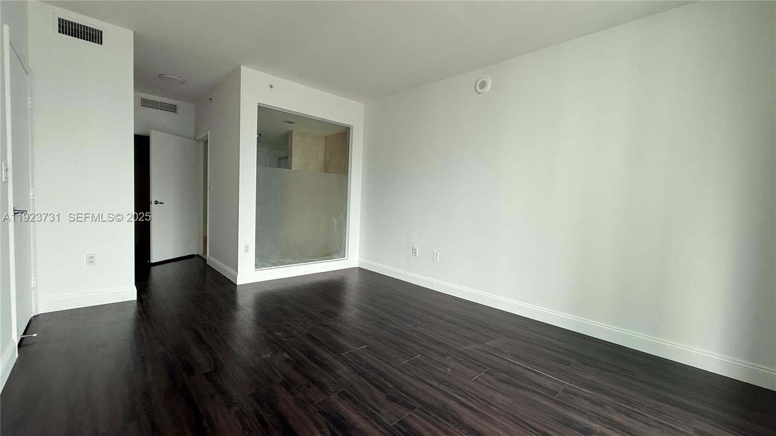 90 SW 3rd St # 3013 #3013, Miami FL 33130