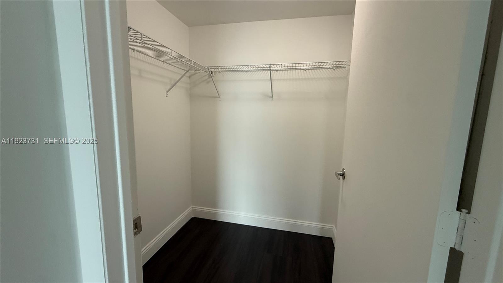 90 SW 3rd St # 3013 #3013, Miami FL 33130