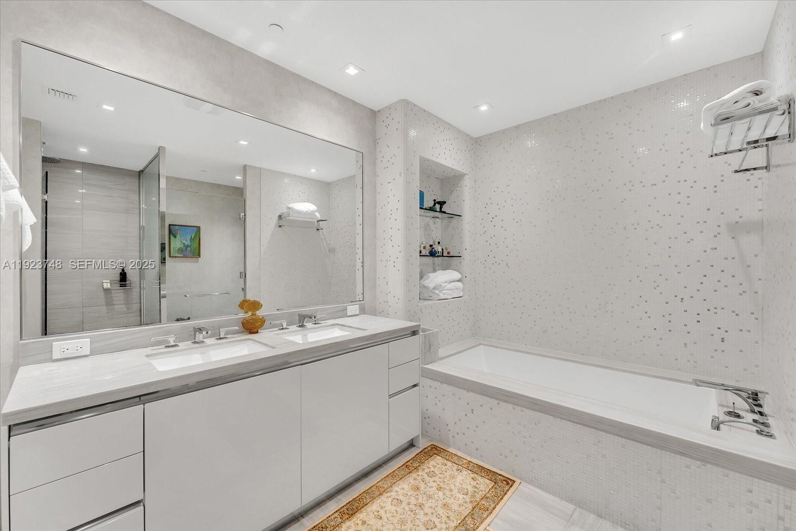 16901 Collins Ave #1802, Sunny Isles Beach FL 33160