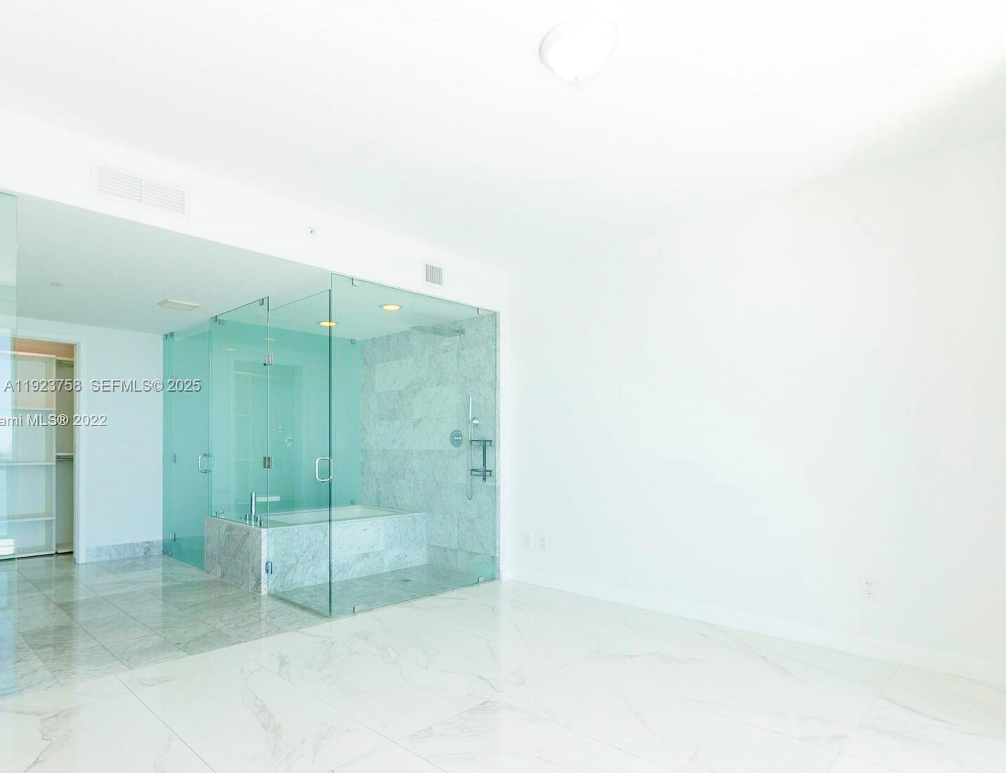 3131 NE 7th Ave #2702, Miami FL 33137