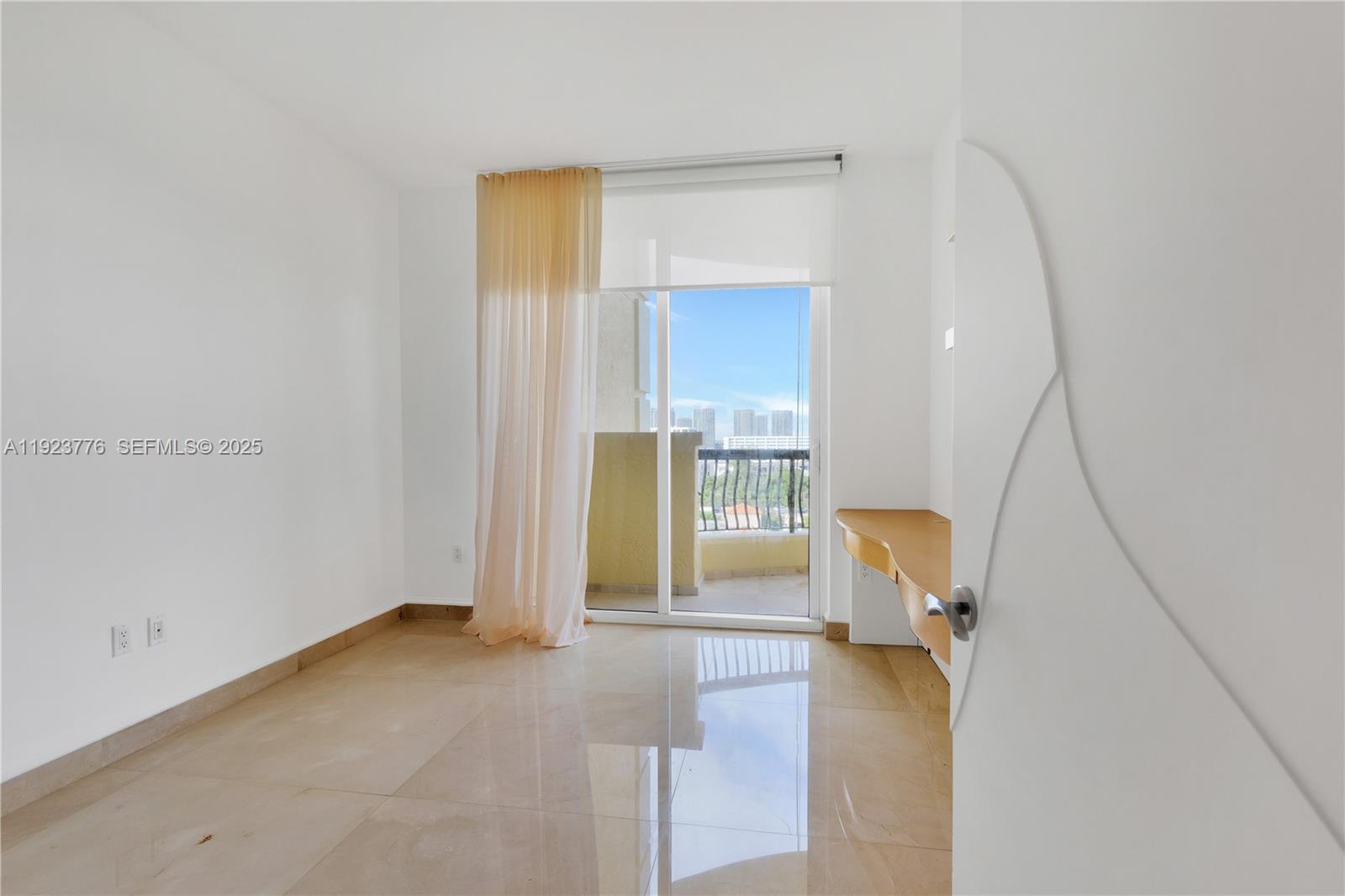 17875 Collins Ave #905, Sunny Isles Beach FL 33160