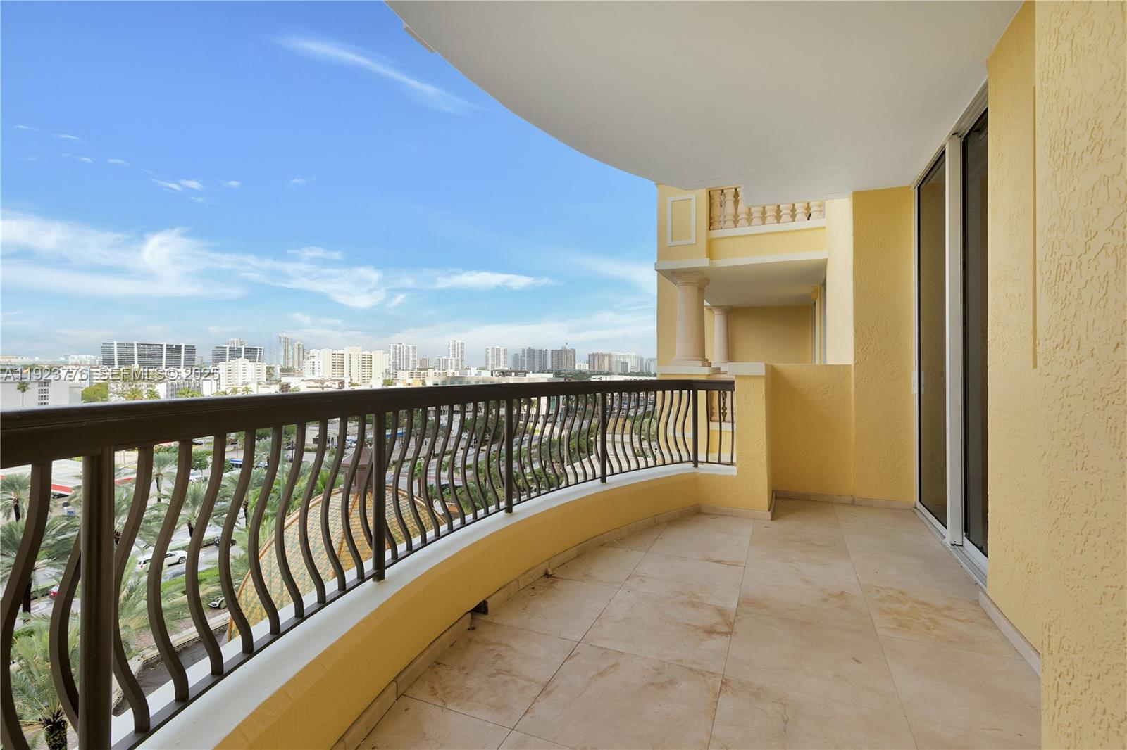 17875 Collins Ave #905, Sunny Isles Beach FL 33160