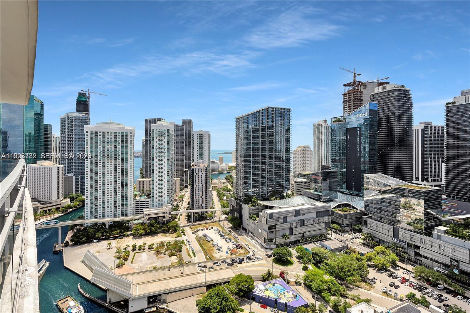 92 SW 3rd St #3602, Miami FL 33130