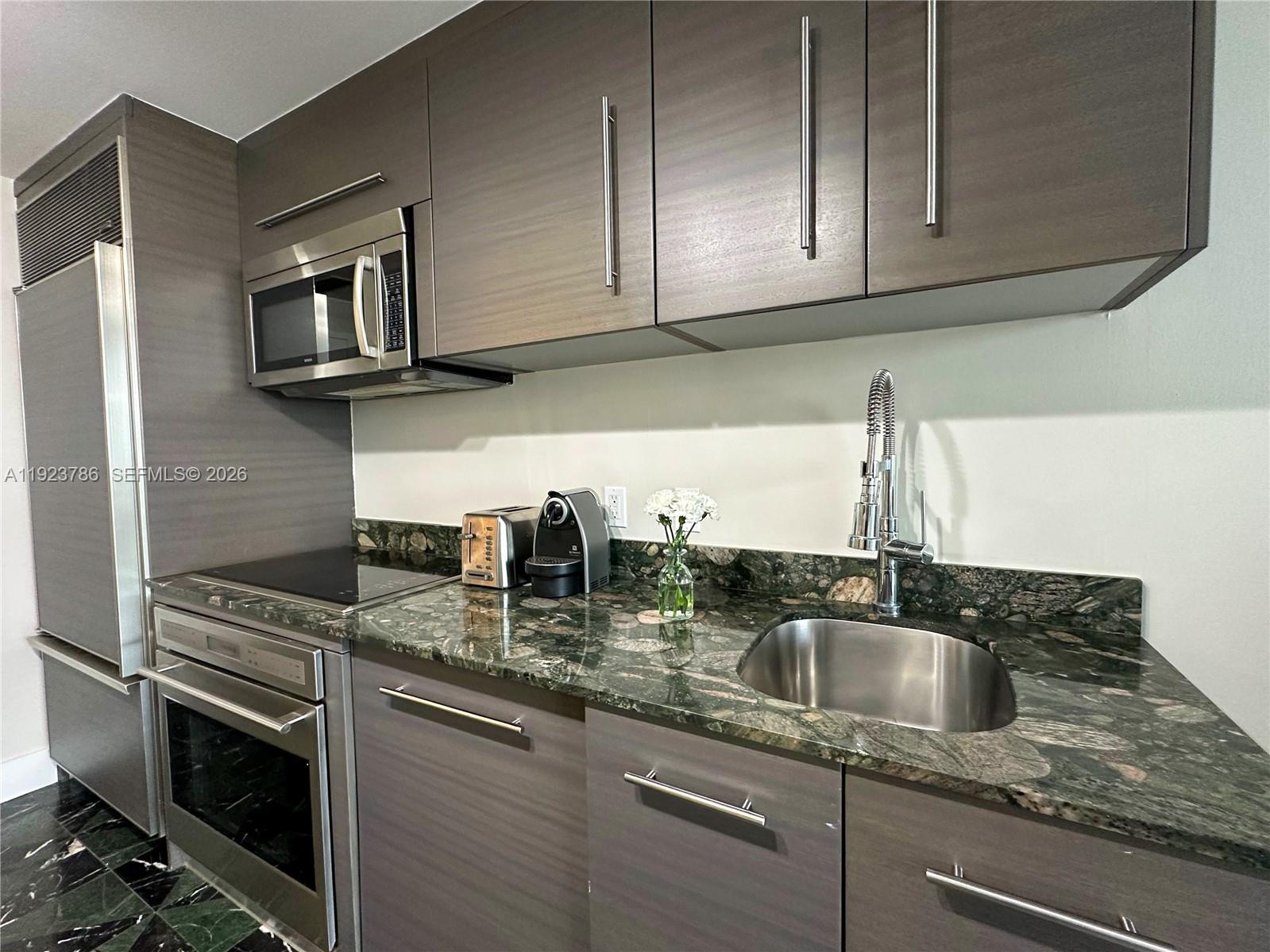485 Brickell Ave #4405, Miami FL 33131