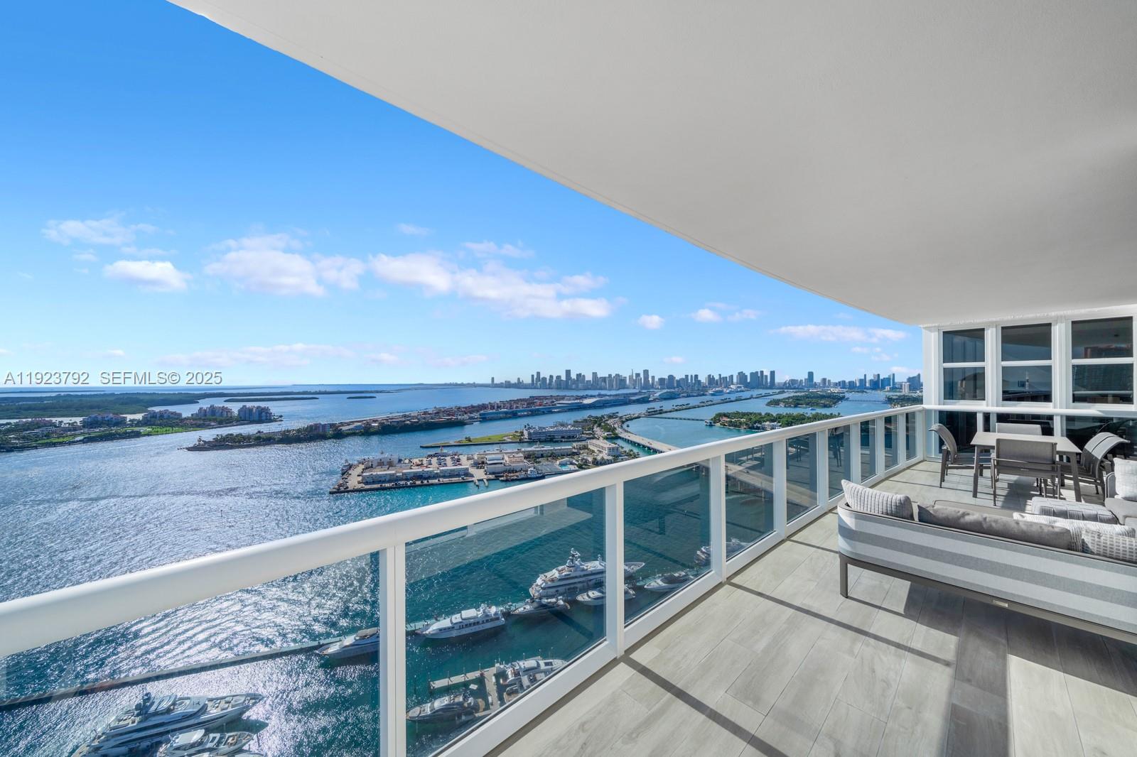 400 Alton Rd #3503, Miami Beach FL 33139