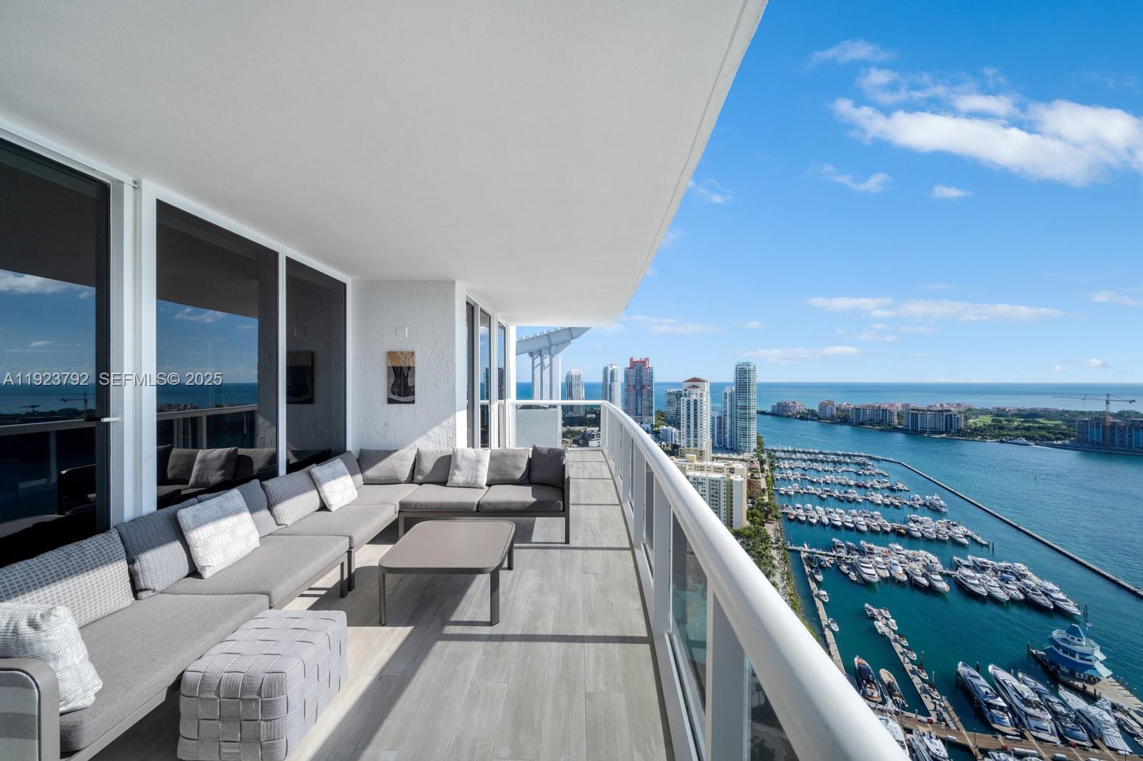 400 Alton Rd #3503, Miami Beach FL 33139
