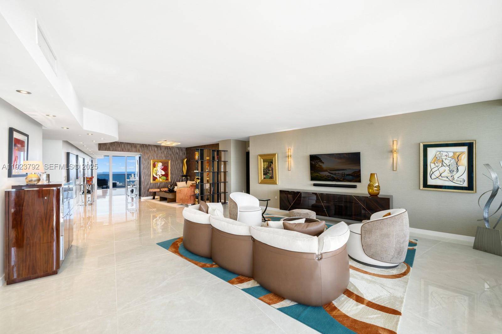 400 Alton Rd #3503, Miami Beach FL 33139
