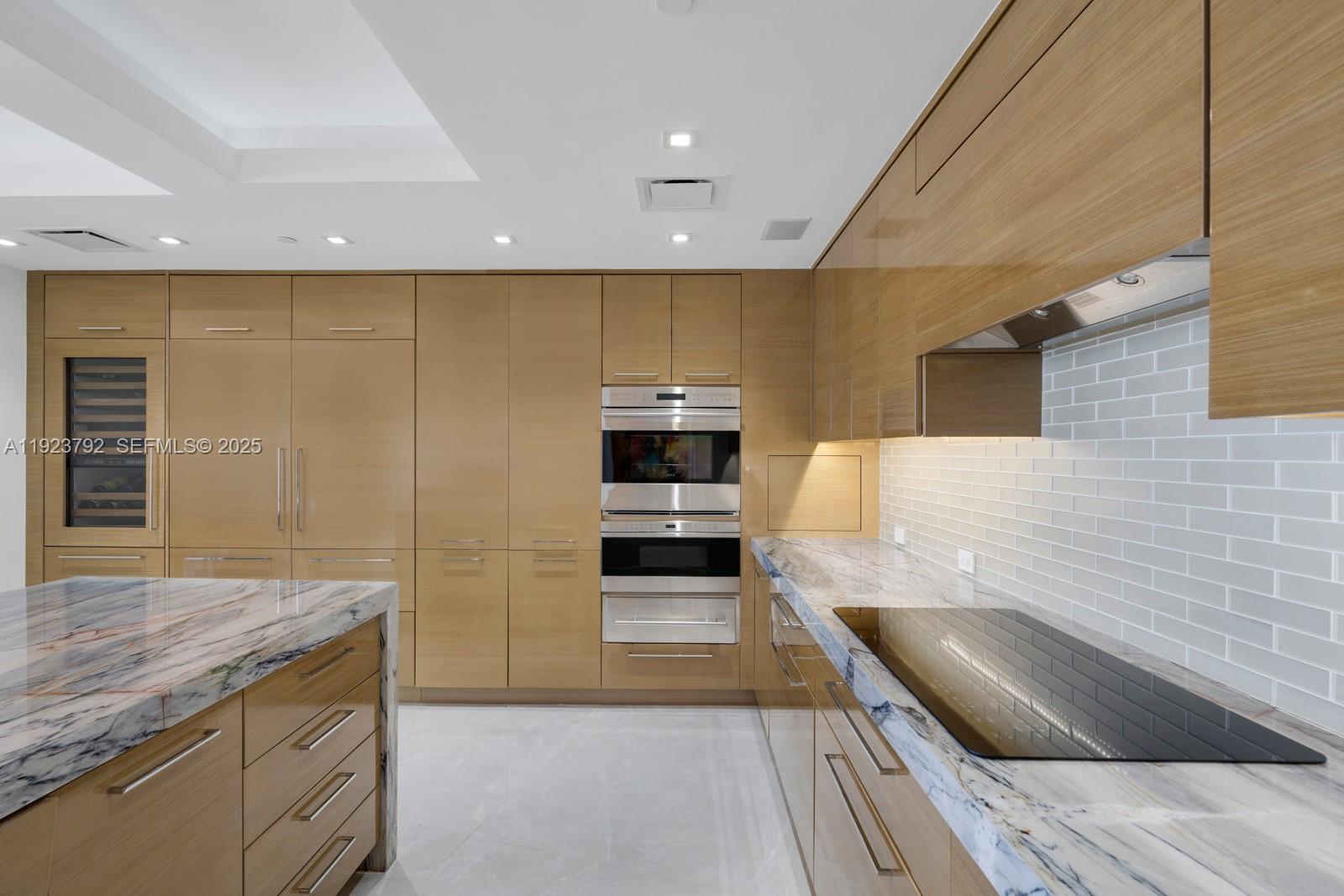 400 Alton Rd #3503, Miami Beach FL 33139