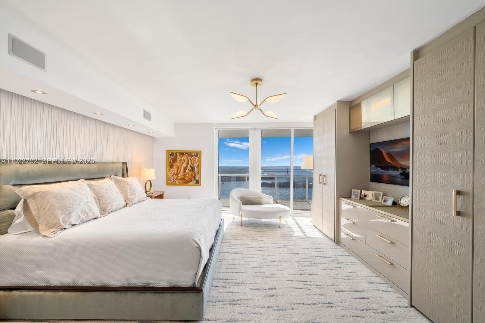 400 Alton Rd #3503, Miami Beach FL 33139