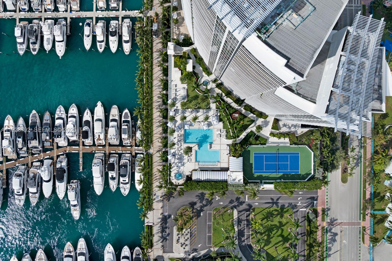 400 Alton Rd #3503, Miami Beach FL 33139