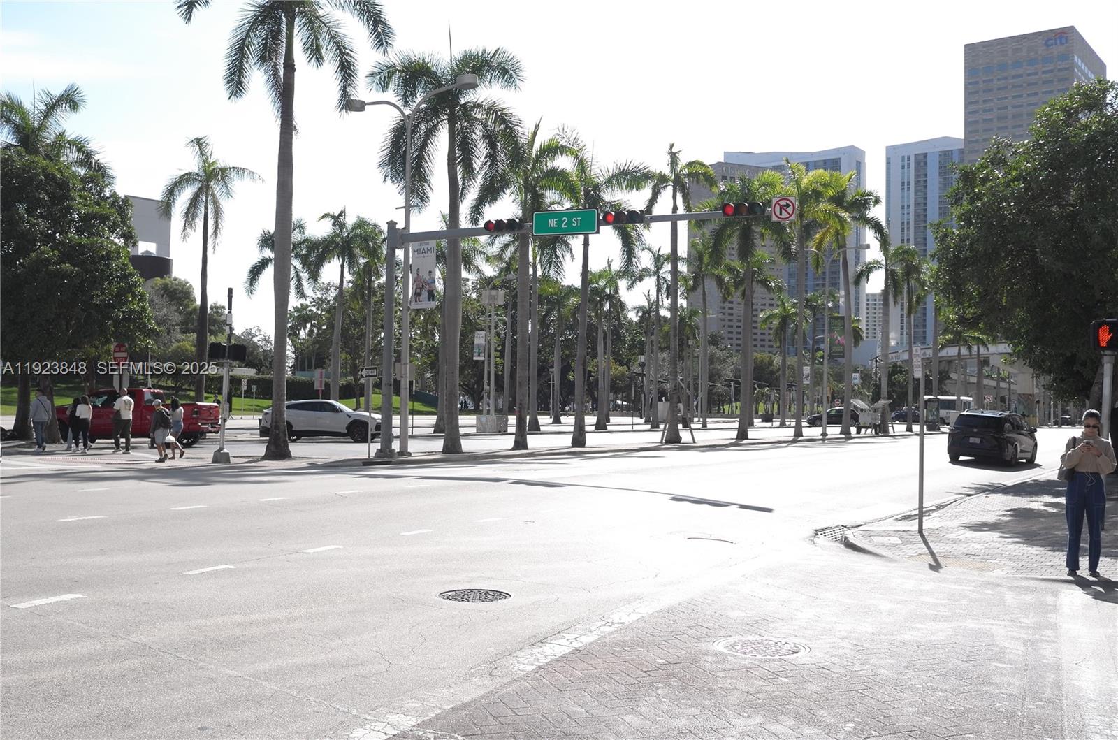 253 NE 2nd St #908, Miami FL 33132