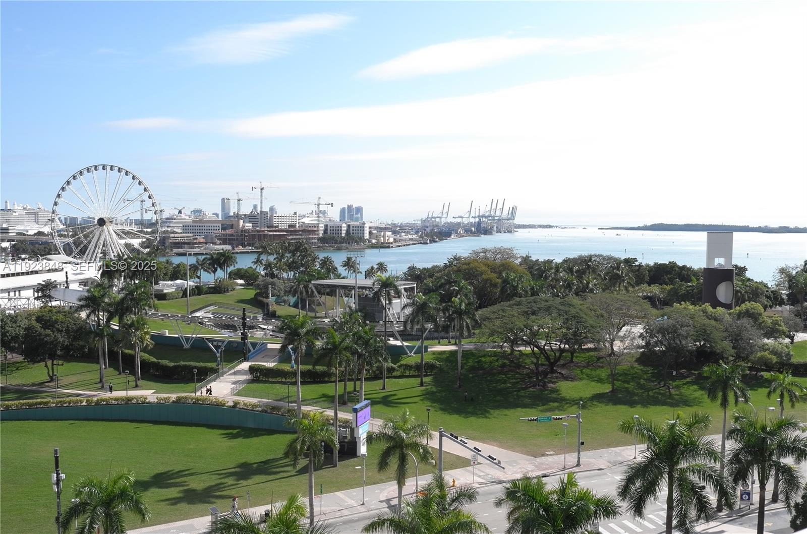 253 NE 2nd St #908, Miami FL 33132